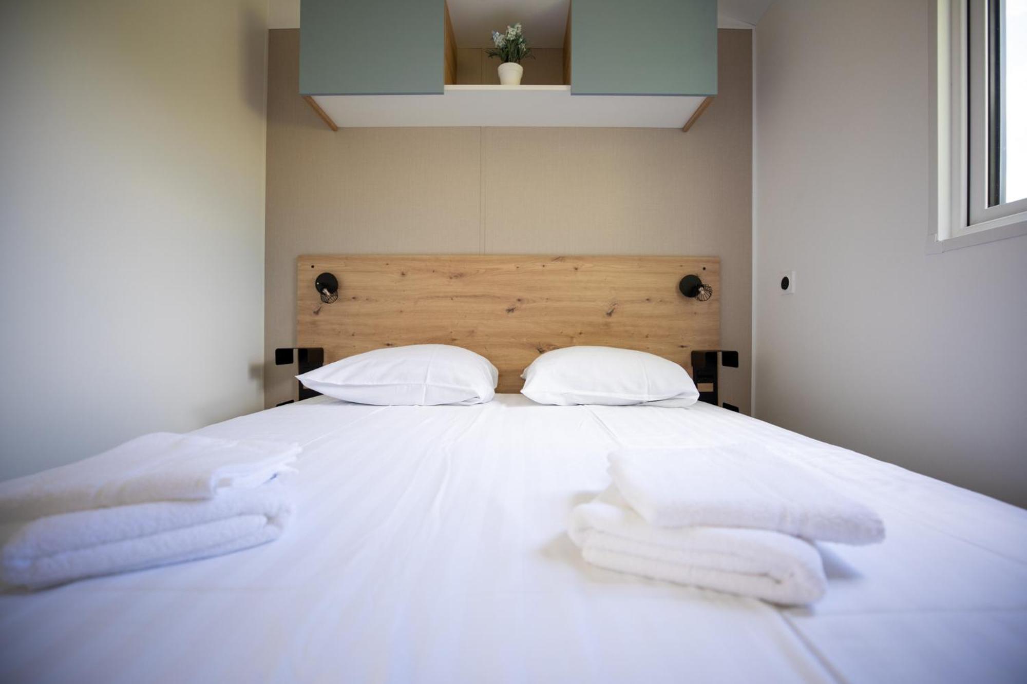 Camping Rcn La Ferme Du Latois Coëx Habitación foto