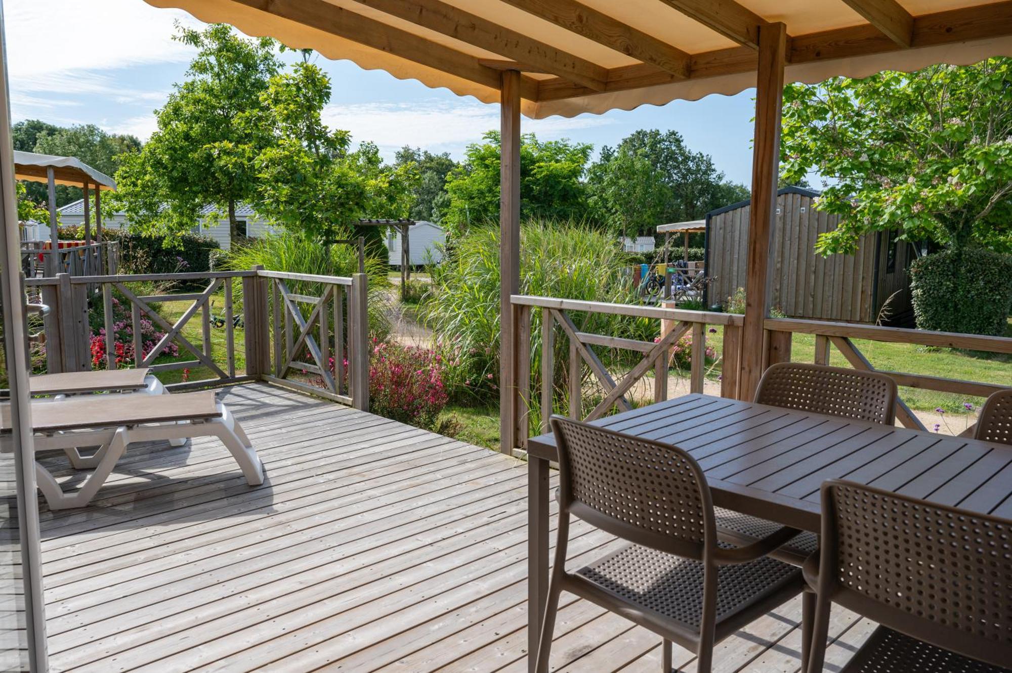 Camping Rcn La Ferme Du Latois Coëx Habitación foto